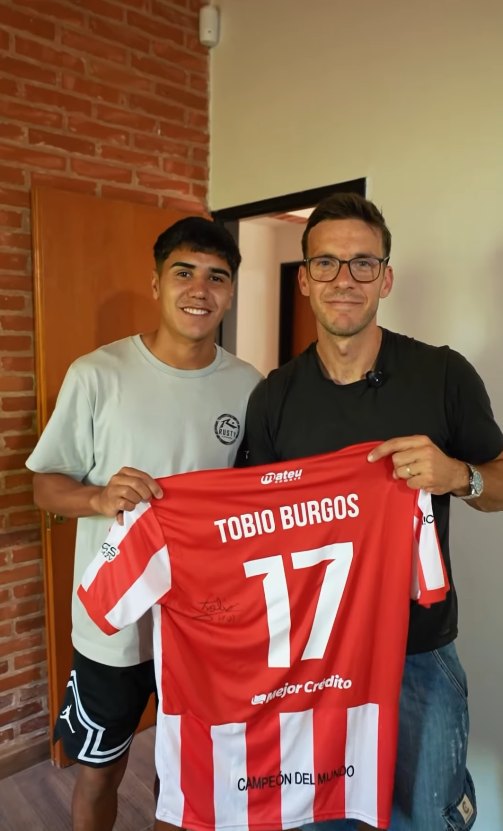 Joaquín Tobio Burgos junto a Agustín García Mancini de Capitán Deportes
